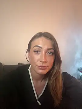 Snapshot of Pollypearson chatting on December 28, 2024, 8:15 pm Pollypearson online show from December 28, 2024, 8:15 pm