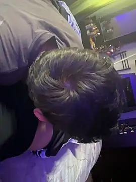 Snapshot of pipeynick chatting on December 7, 2024, 9:11 pm pipeynick online show from December 7, 2024, 9:11 pm