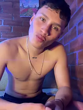 Snapshot of pipeynick chatting on September 19, 2025, 12:45 am pipeynick online show from September 19, 2025, 12:45 am