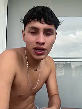 Snapshot of pipeynick chatting on March 1, 2026, 8:55 pm pipeynick online show from March 1, 2026, 8:55 pm