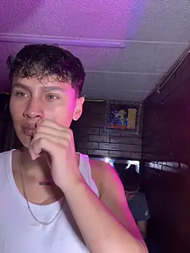 pipeynick online show from April 17, 2026, 9:40 pm