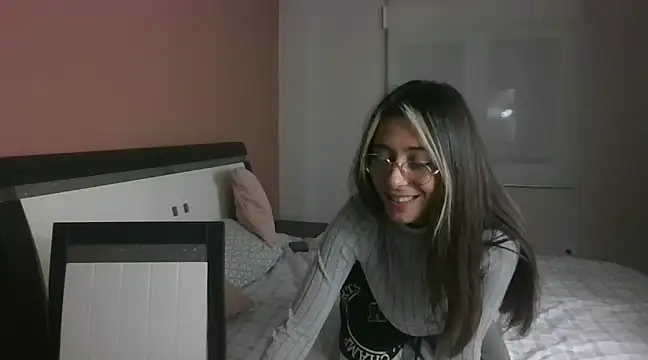 SOFIASWEETSECRETT online show from December 29, 2024, 6:27 pm