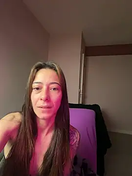 SOFIASWEETSECRETT online show from May 10, 2026, 2:50 am