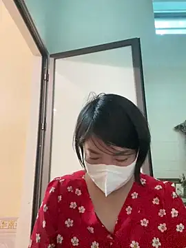 Hachi Sweetbabie  online show from May 9, 2026, 4:28 am