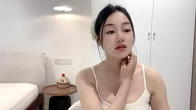 Snapshot of cloud8822 chatting on May 18, 2026, 2:12 pm cloud8822 online show from May 18, 2026, 2:12 pm
