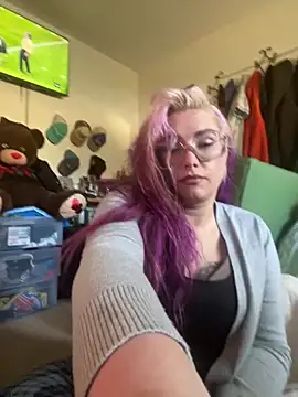 Snapshot of Lalalynn chatting on December 2, 2025, 7:09 pm Lalalynn online show from December 2, 2025, 7:09 pm