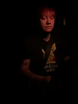 poussichienne online show from July 22, 2026, 2:25 am