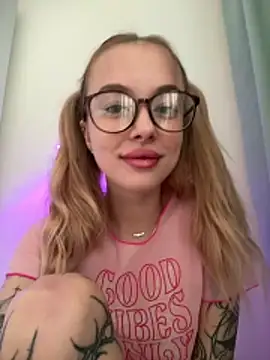 enjoy my beauty online show from March 8, 2026, 7:01 am