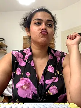 Snapshot of Curvydesifromgermany chatting on September 10, 2025, 10:59 am Curvydesifromgermany online show from September 10, 2025, 10:59 am