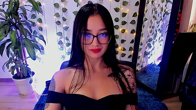 Snapshot of mariiana-diaz chatting on December 1, 2025, 3:50 pm mariiana-diaz online show from December 1, 2025, 3:50 pm