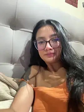 Snapshot of mariiana-diaz chatting on March 22, 2026, 3:54 am mariiana-diaz online show from March 22, 2026, 3:54 am