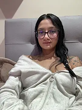 Snapshot of mariiana-diaz chatting on March 23, 2026, 2:59 am mariiana-diaz online show from March 23, 2026, 2:59 am