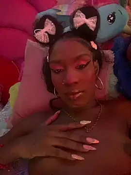 Snapshot of Dulcee_kandy chatting on September 27, 2025, 12:43 pm Dulcee kandy online show from September 27, 2025, 12:43 pm