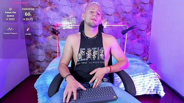 Snapshot of Damon_Bakert chatting on July 1, 2026, 2:51 pm Damon Bakert online show from July 1, 2026, 2:51 pm