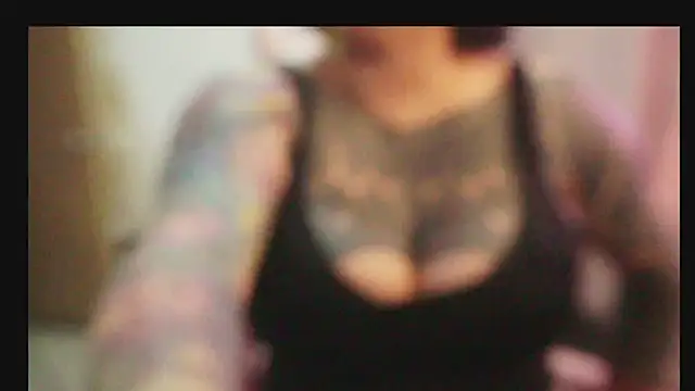 Snapshot of angelacianuro_ chatting on November 4, 2025, 11:37 pm angelacianuro online show from November 4, 2025, 11:37 pm