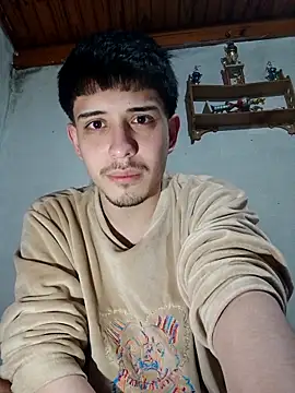 Elvergonn2105 online show from October 31, 2025, 4:35 am