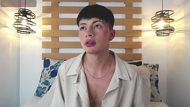 Steev Novoa online show from February 6, 2025, 3:06 am