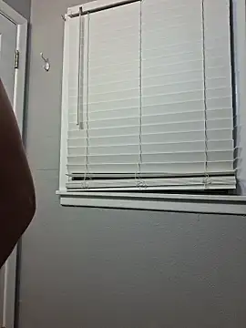 bigdickdaddy2184 online show from March 10, 2026, 4:06 am