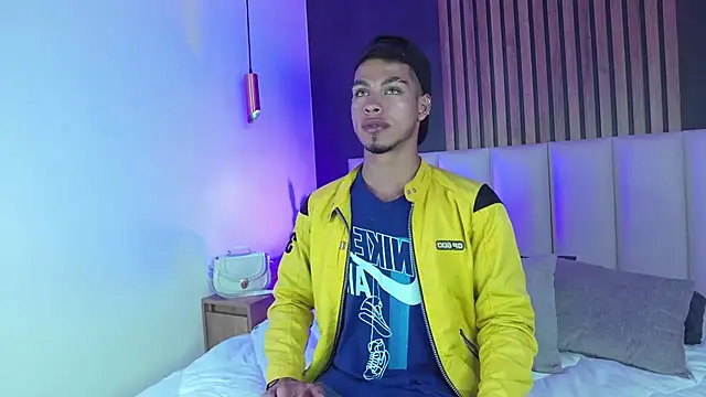 Ken-boy  online show from January 31, 2025, 2:48 am