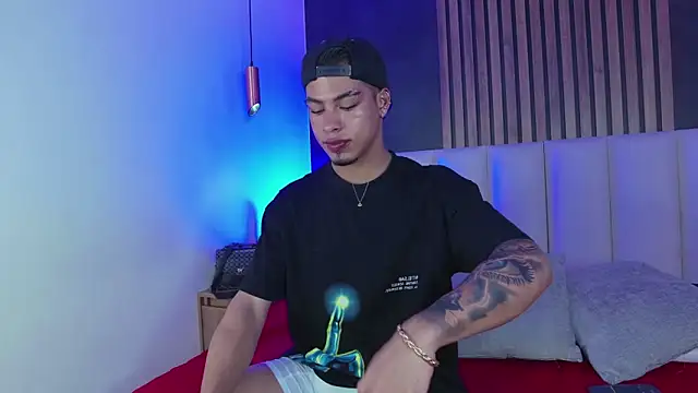 Ken-boy  online show from February 4, 2025, 3:54 am