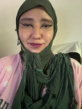 hannahayat online show from July 28, 2026, 4:39 pm