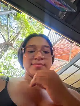 Snapshot of -VICKKY chatting on June 22, 2026, 8:28 pm -VICKKY online show from June 22, 2026, 8:28 pm