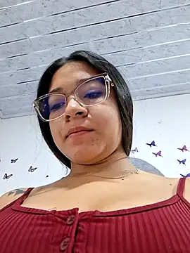 Snapshot of -VICKKY chatting on June 23, 2026, 2:04 pm -VICKKY online show from June 23, 2026, 2:04 pm
