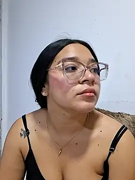 Snapshot of -VICKKY chatting on July 21, 2026, 2:30 pm -VICKKY online show from July 21, 2026, 2:30 pm