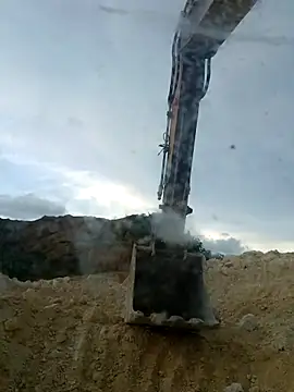 aj199431 online show from November 6, 2025, 9:48 pm