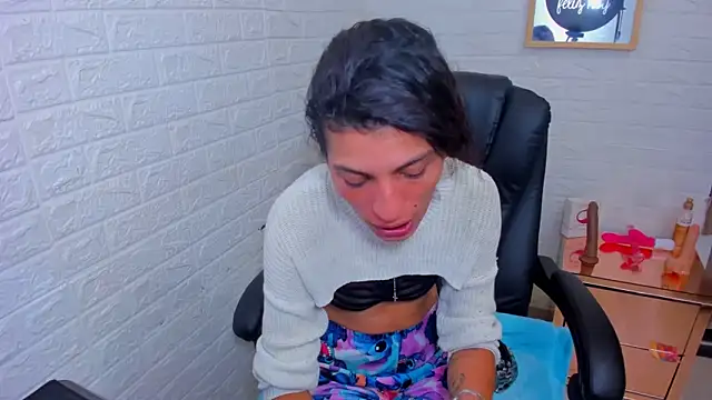 ImCrazzy online show from March 6, 2026, 3:52 pm