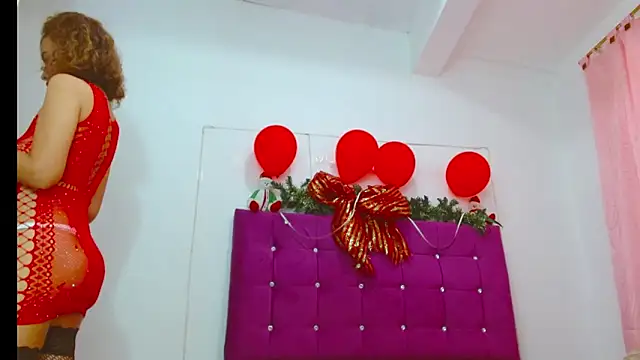 chantalsemenova1 online show from January 2, 2025, 7:18 pm