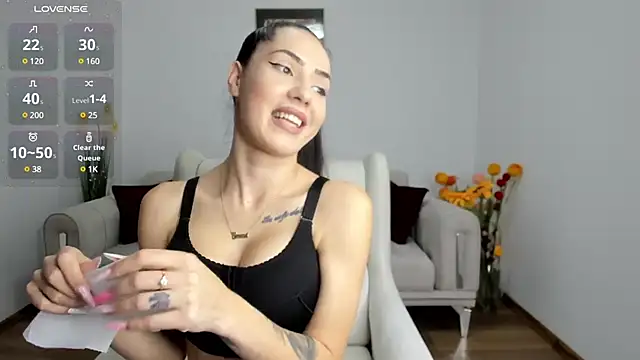 Emmapmg online show from February 4, 2025, 12:22 pm