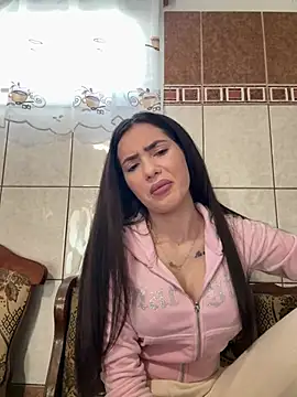 Emmapmg online show from March 4, 2025, 9:29 am