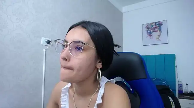 antonella sweetlittle online show from January 22, 2025, 12:17 pm