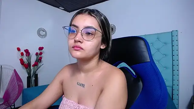 antonella sweetlittle online show from April 2, 2026, 10:57 am