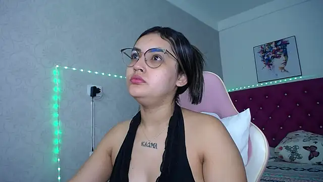 Snapshot of antonella_sweetlittle chatting on May 9, 2026, 11:48 am antonella sweetlittle online show from May 9, 2026, 11:48 am