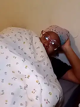 Snapshot of madamsensuale chatting on March 18, 2025, 2:58 am madamsensuale online show from March 18, 2025, 2:58 am