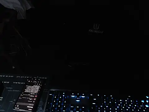 thealfawolf01 online show from April 17, 2026, 2:36 am