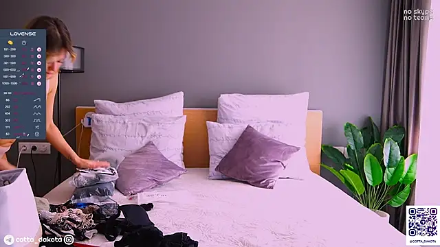 PannaDakota online show from September 25, 2025, 7:34 am