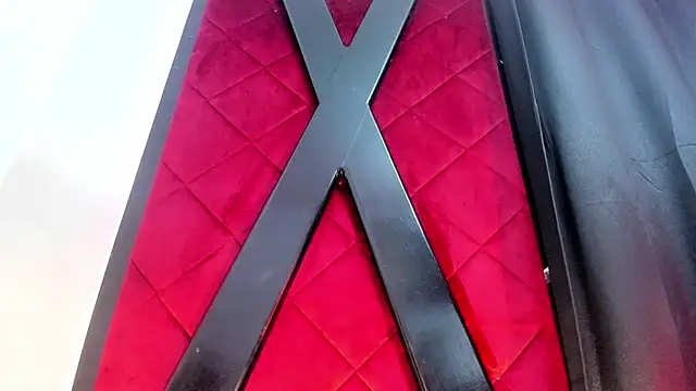 hanna slut  online show from February 4, 2025, 4:05 am