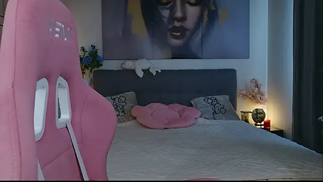 JudyWalkerr online show from March 21, 2026, 6:18 am