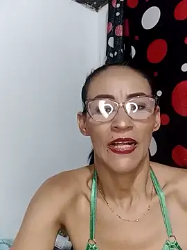 Snapshot of BarbaraMature chatting on December 2, 2024, 9:39 pm BarbaraMature online show from December 2, 2024, 9:39 pm