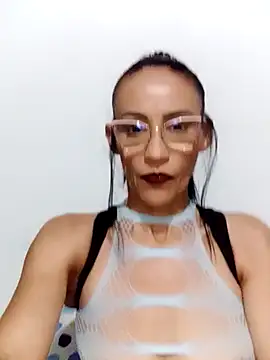 Snapshot of BarbaraMature chatting on January 10, 2025, 7:00 pm BarbaraMature online show from January 10, 2025, 7:00 pm