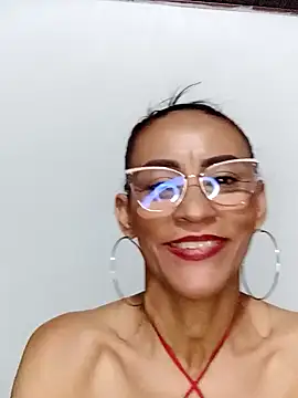 Snapshot of BarbaraMature chatting on January 12, 2025, 9:51 pm BarbaraMature online show from January 12, 2025, 9:51 pm