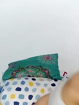 Snapshot of BarbaraMature chatting on January 17, 2025, 6:02 pm BarbaraMature online show from January 17, 2025, 6:02 pm