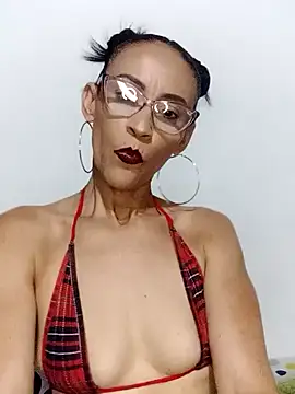 Snapshot of BarbaraMature chatting on January 22, 2025, 6:20 pm BarbaraMature online show from January 22, 2025, 6:20 pm