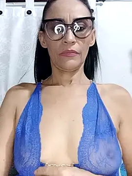 Snapshot of BarbaraMature chatting on October 10, 2025, 4:50 pm BarbaraMature online show from October 10, 2025, 4:50 pm