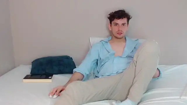 Elio555 online show from December 24, 2024, 12:00 am