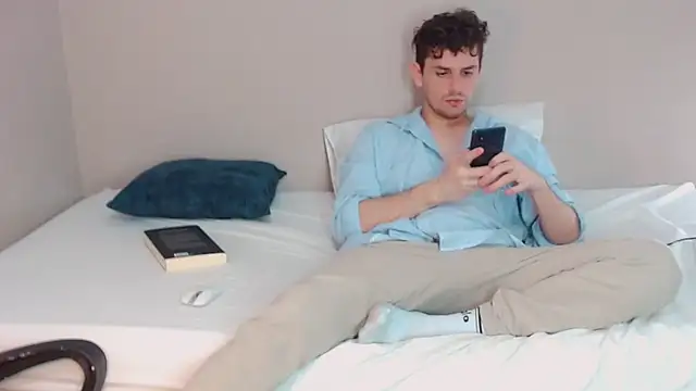 Elio555 online show from December 24, 2024, 3:05 am