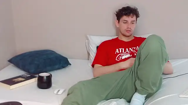 Elio555 online show from December 26, 2024, 9:37 pm